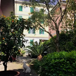 Apartment La Casa Dei Fiori